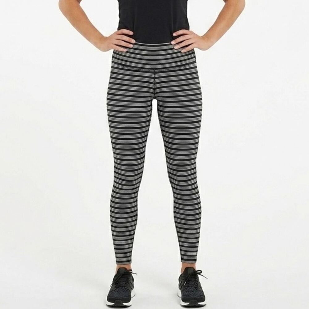 Athleta Women's Chaturanga Capri Leggings Size S Stripes Gray & Black 591368